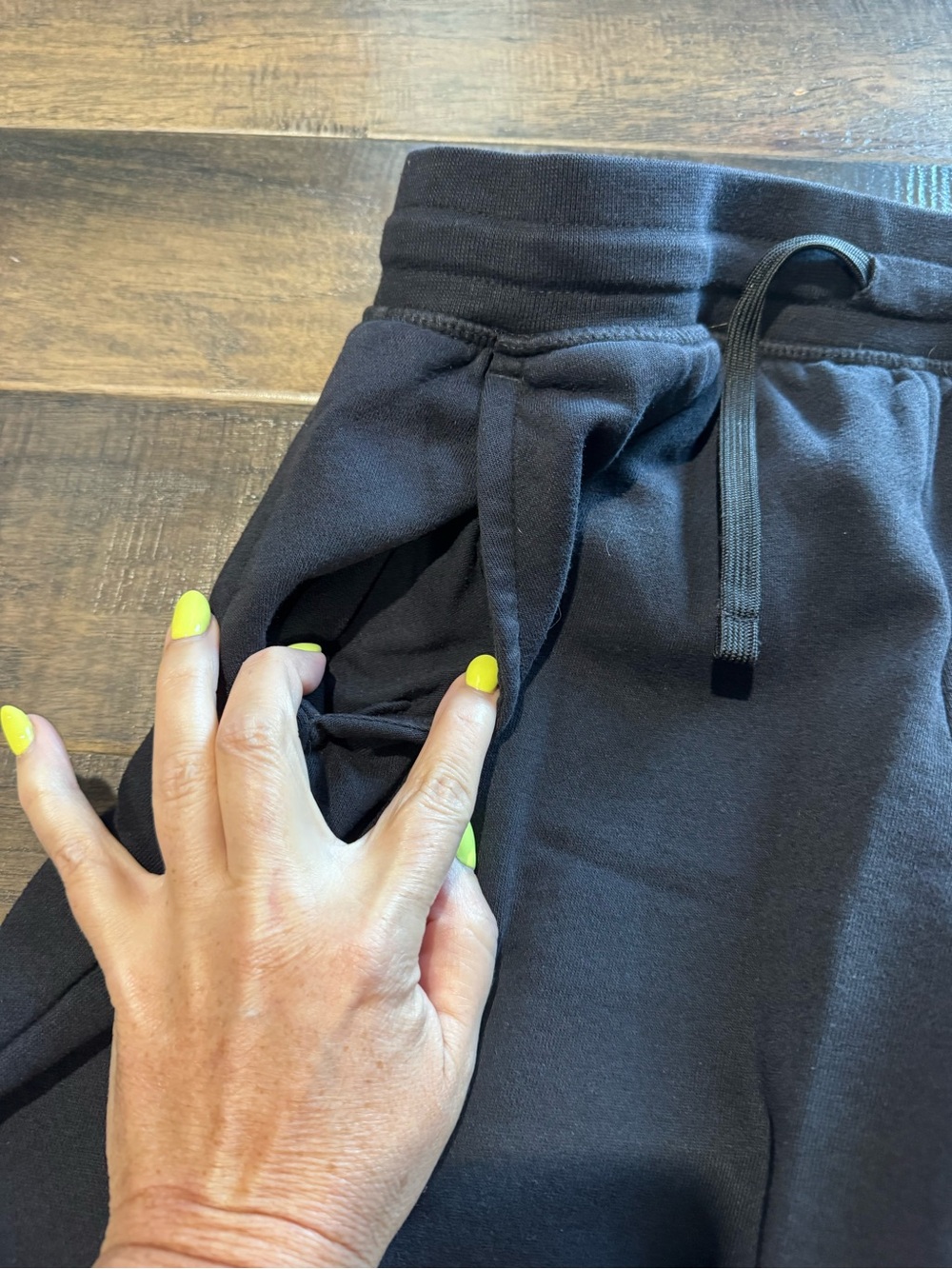 Sweatpants - Picture 3 of 5